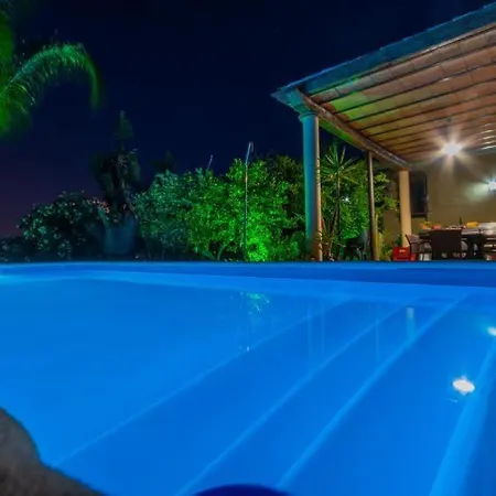Preciosa Casa Rural A Un Paso Del Centro Málaga