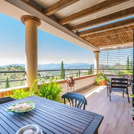Preciosa Casa Rural A Un Paso Del Centro Malaga